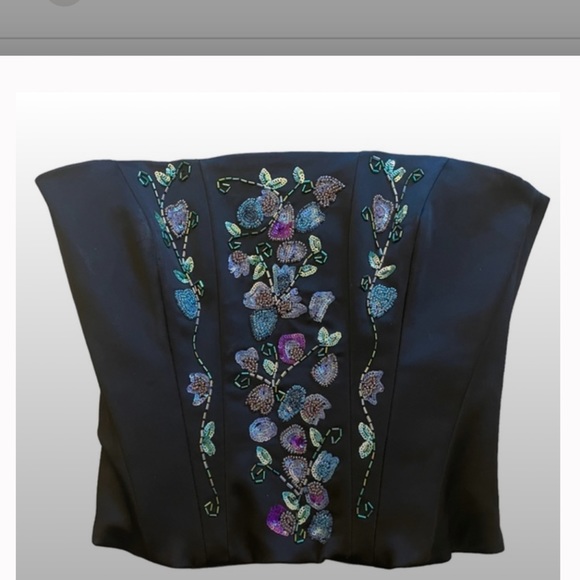 Super HOT 🥵 Nicole Miller corset top hand beaded lace up - Picture 5 of 5